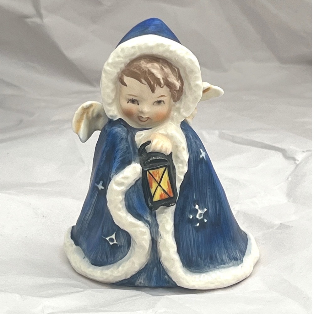 Goebel Hummel "Angel with Lantern" ROB 412  West Germany